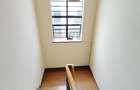 5 Bed Townhouse with En Suite in Lavington - 18