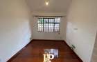4 Bed Townhouse with En Suite in Spring Valley - 7