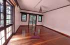 4 Bed Townhouse with En Suite at Riverside Dr - 15