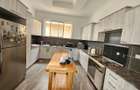 Furnished 1 Bed Apartment with Gym in Riverside - 8