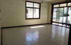 7 Bed Townhouse with En Suite at Greenwood Drive - 16