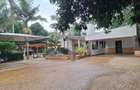 6 Bed House with En Suite in Kyuna - 4