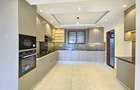 3 Bed Apartment with En Suite in Parklands - 4