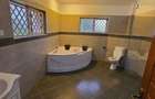 5 Bed House with En Suite at Glory Road - 20
