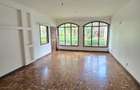 4 Bed Townhouse with En Suite in Lavington - 6