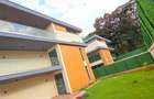 5 Bed House with En Suite at Lavington Road - 1