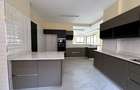 4 Bed Apartment with En Suite in General Mathenge - 10