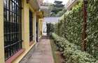 4 Bed Townhouse with En Suite in Lavington - 17