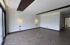 5 Bed Villa with En Suite in Nyari - 8