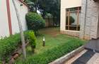 5 Bed Townhouse with En Suite at Lavington - 17