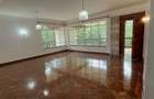 5 Bed House with En Suite in Runda - 4