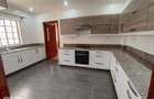 2 Bed Apartment with En Suite at Off Rhapta Road - 12