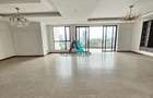 4 Bed Apartment with En Suite in Riverside - 3