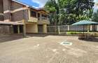 5 Bed Townhouse with En Suite in Lavington - 1