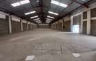 10,500 ft² Warehouse with Parking in Industrial Area - 6