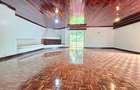 4 Bed House with En Suite at Lavington Green. - 12