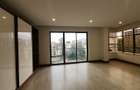 3 Bed Apartment with En Suite in Westlands Area - 2