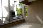 5 Bed House with En Suite in Lavington - 14