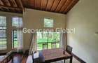 4 Bed House with En Suite in Nyari - 3