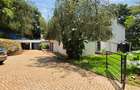 4 Bed House with En Suite at Hillview Estate. - 10
