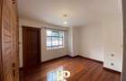 4 Bed Townhouse with En Suite in Spring Valley - 6