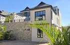5 Bed Townhouse with En Suite at Palm Valley - 1