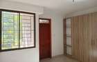 3 Bed Apartment with En Suite in Parklands - 6