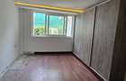 5 Bed House with En Suite in Runda - 12