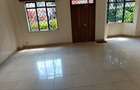 4 Bed Townhouse with En Suite at Lavington - 14
