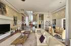 4 Bed Townhouse with En Suite in Spring Valley - 6