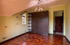 4 Bed Townhouse with Swimming Pool in Rosslyn - 14