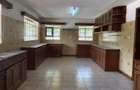 5 Bed House with En Suite in Nyari - 10