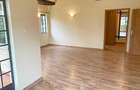 5 Bed Townhouse with En Suite in Lavington - 17