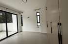 3 Bed Apartment with En Suite in Brookside - 9