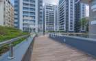 3 Bed Apartment with En Suite at Riverside Drive - 19