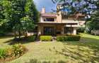 5 Bed House with En Suite in Runda - 1