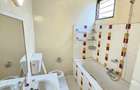 3 Bed Townhouse with En Suite in Kilimani - 9