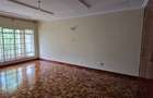 4 Bed Townhouse with En Suite at Lavington Road 44 - 14