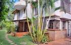 5 Bed Townhouse with En Suite at Lavington Green Area. - 1