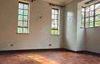 4 Bed Townhouse with En Suite in Rosslyn - 10
