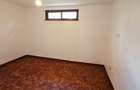 5 Bed Townhouse with En Suite at Lavington Green - 16
