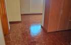 5 Bed Townhouse with En Suite in Lavington - 2