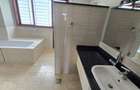 4 Bed House with En Suite in Runda - 9