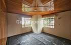 5 Bed House with En Suite at Nyari - 2