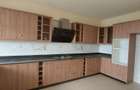 4 Bed Apartment with En Suite in Kilimani - 8