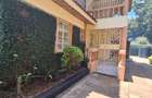 5 Bed House with En Suite in Thome - 18
