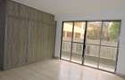 4 Bed Apartment with En Suite in Parklands - 3