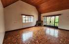 5 Bed Villa with En Suite in Lavington - 19