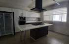 3 Bed Apartment with En Suite at Riverside Drive - 14