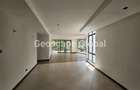 5 Bed Apartment with En Suite in Spring Valley - 8